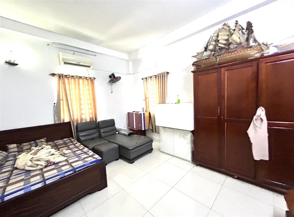 Bán nhà tl10. cập khu tên lửa 3 tầng hẻm 6m 5x15m, chỉ hơn 6 tỷ