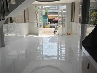 Bán nhà mặt tiền cập sát tỉnh lộ 10, tân tạo  4.5x13m  giá cực tốt 4.45 tỷ