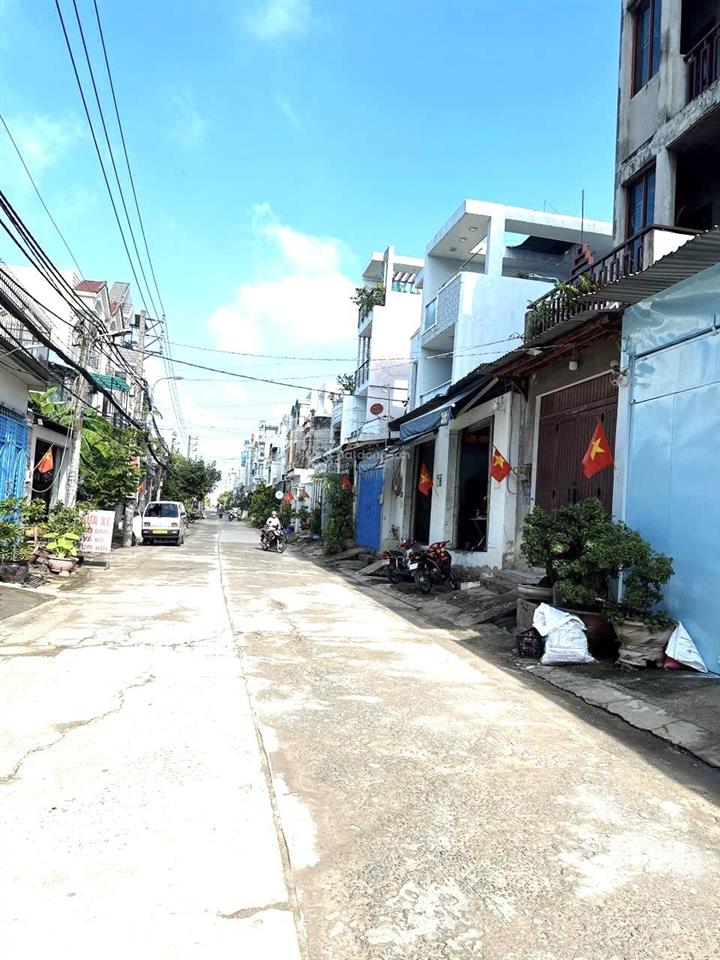 Bán nhà 3 tầng 68m2 đường trước nhà 8m an dương vương, chỉ hơn 6 tỷ