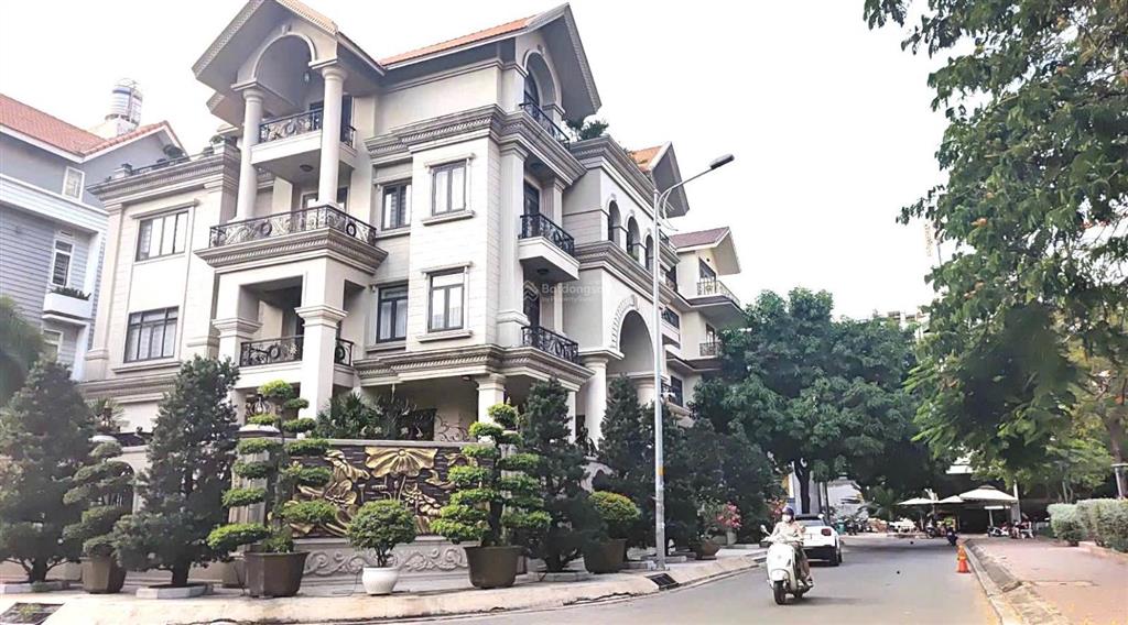 Bán biệt thự lô góc 2 mặt tiền khu tên lửa aeon 10x 22m, chỉ 45 tỷ