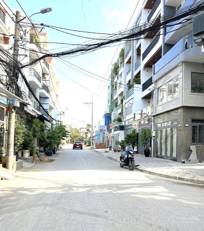 Bán nhà mới đẹp cập tl10. sát tên lửa đường 10m 4tầng, 5x13m, chỉ hơn 6tỷ