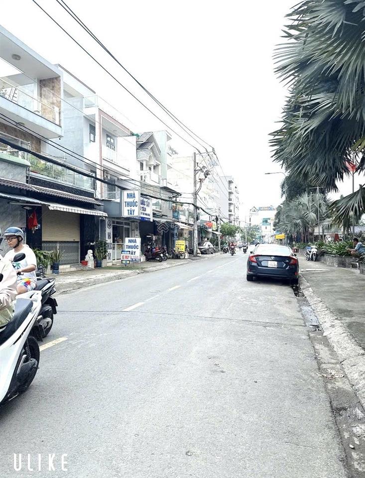 Bán nhà 4 tầng hương lộ 2 cập ngã tư 4 xã p. bình trị đông 4x16m đường xe tải giá hơn 5 tỷ