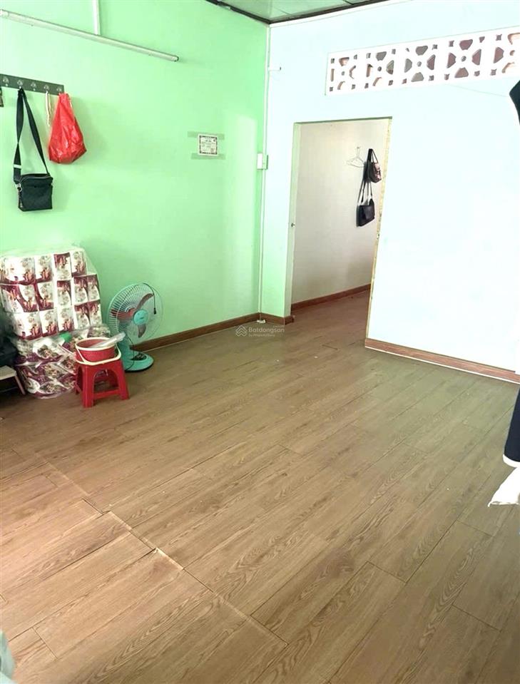 Bán nhà hl2 ngay ngã tư 4xã đường 5,5mét 4x18 chỉ hơn 4tỷ