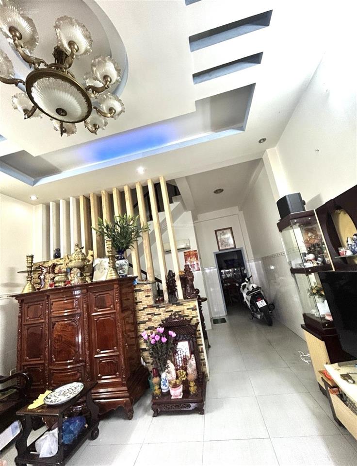 Bán nhà tl10 gần khu tên lửa bình trị đông 3tầng hẻm thông 7mét 5x15 chỉ hơn 5tỷ