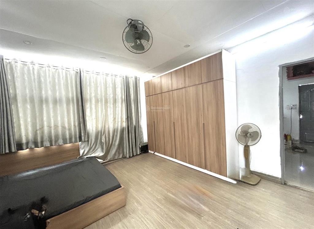 Bán nhà tl10 gần khu tên lửa bình trị đông 3tầng hẻm thông 7mét 5x15 chỉ hơn 5tỷ