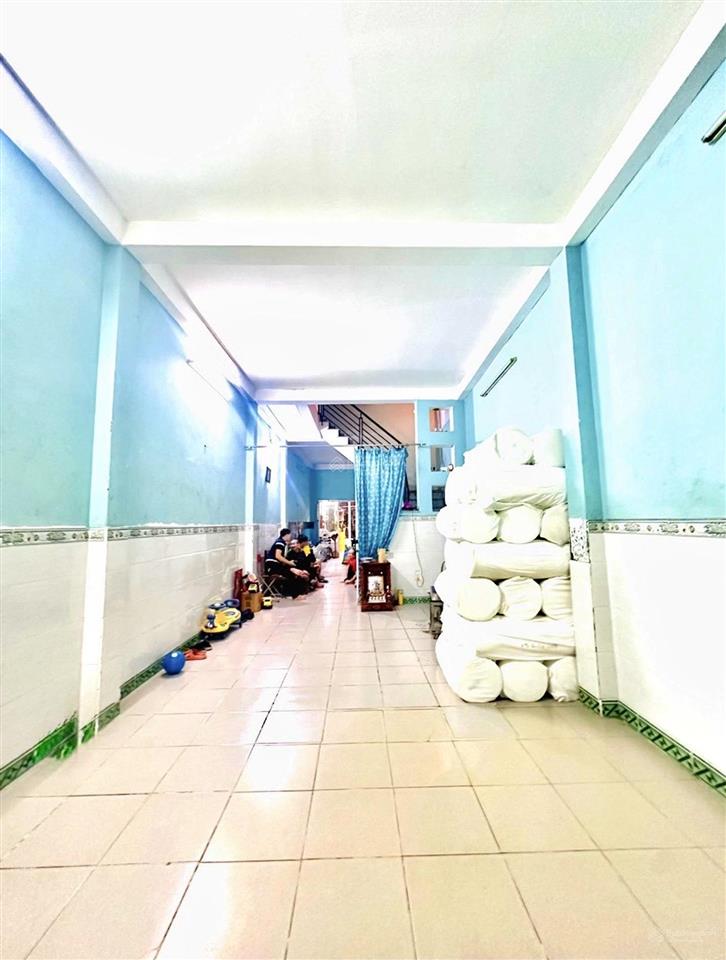 Bán nhà mã lò p.bình trị đông a cập hl2 đường 8mét 132m2 chỉ hơn 6tỷ