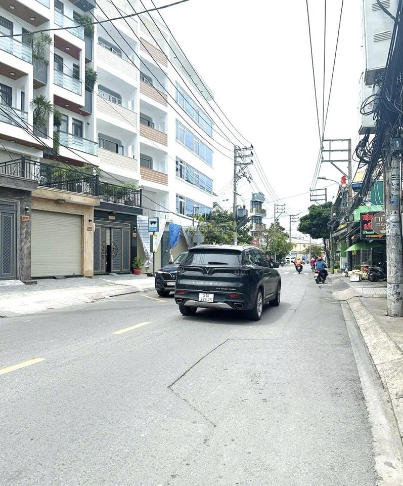 Bán nhà mã lò p.bình trị đông a cập hl2 đường 8mét 132m2 chỉ hơn 6tỷ
