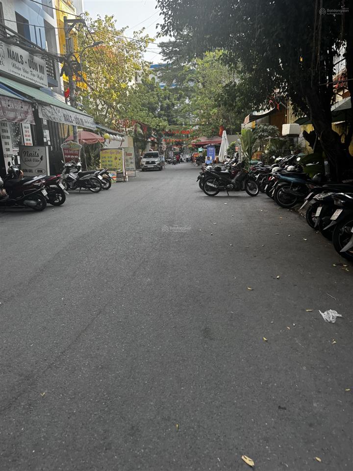 Bán biệt thự siêu đẹp khu tân cảng 8x15 3 lầu 6pn giá 20,7 tỷ