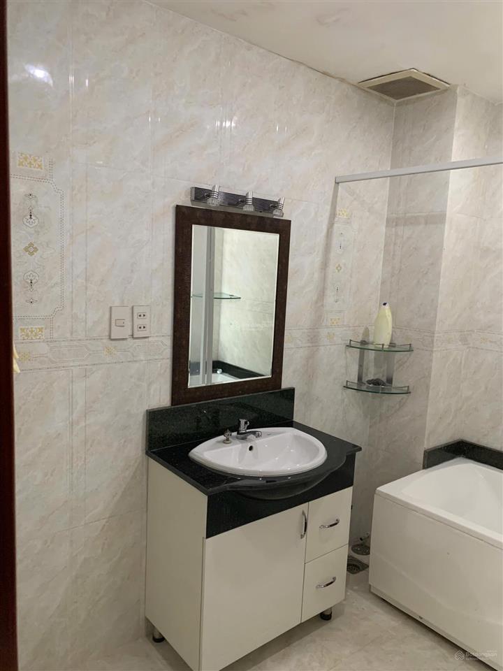 Bán biệt thự siêu đẹp khu tân cảng 8x15 3 lầu 6pn giá 20,7 tỷ