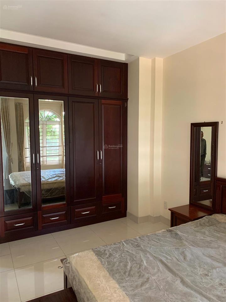 Bán biệt thự siêu đẹp khu tân cảng 8x15 3 lầu 6pn giá 20,7 tỷ