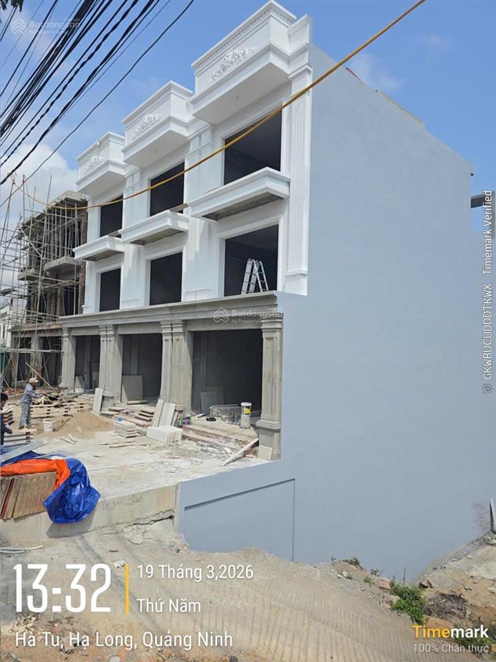 Nhà mới 5 tầng, thang máy, 4 tỷ 850 p hà tu hạ long, mt 5m, kinh doanh, sổ đỏ, bank hỗ trợ