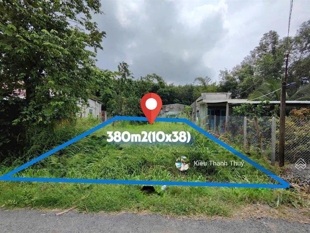 Chính chủ kẹt tiền bán lô đất giá rẻ  800 triệu. ngay ngã tư an bình, đặng văn trước.dt 380m2,shr
