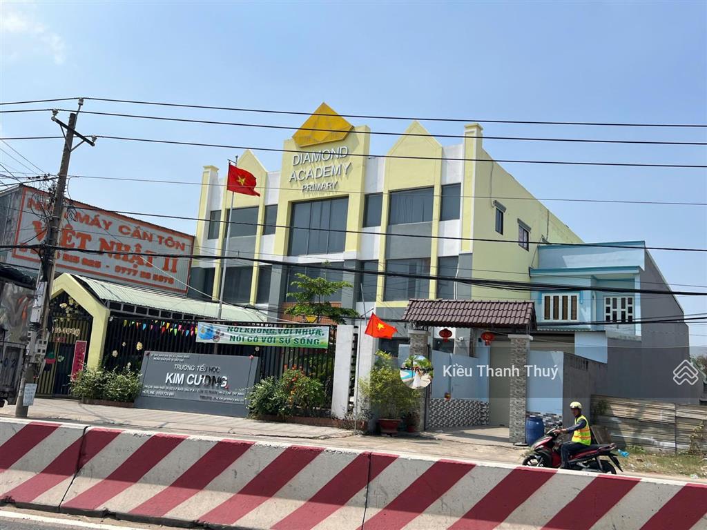 Chủ ngộp bank cần rao bán miếng đất (5x27m) cách cổng chào tây ninh 400m di chuyển. gía 750 triệu