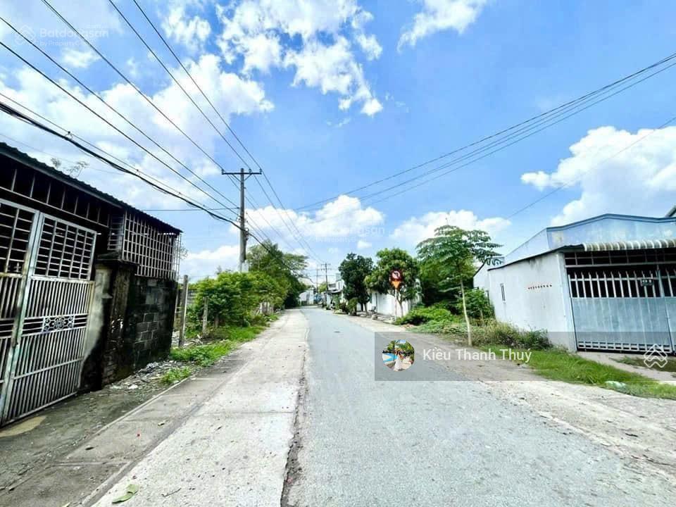 Chủ ngộp bank cần rao bán miếng đất (5x27m) cách cổng chào tây ninh 400m di chuyển. gía 750 triệu