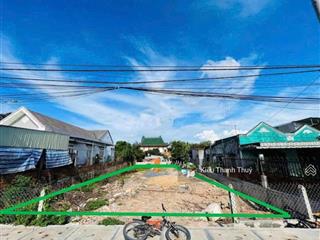 Bán lỗ lô đất 152m2. ngay trung tâm thị trấn, củ chi. đ. nguyễn văn khạ, shr