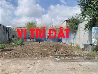 Chính chủ cần bán lô đất ( ngang 9x18m), ngay chợ phước thạnh, củ chi. gía bán  900 triệu. shr