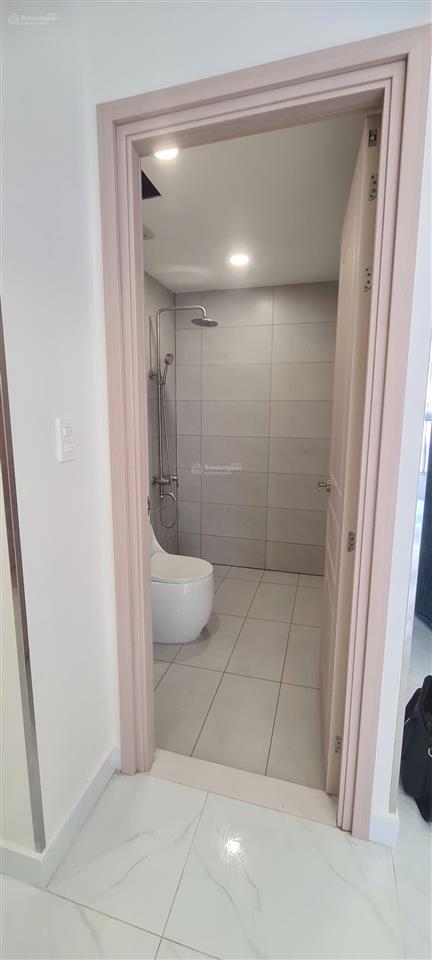 Cho thuê gấp căn 12tr/th 2pn 1wc 63m2 nội thất như hình, dọn vào ở liền block h