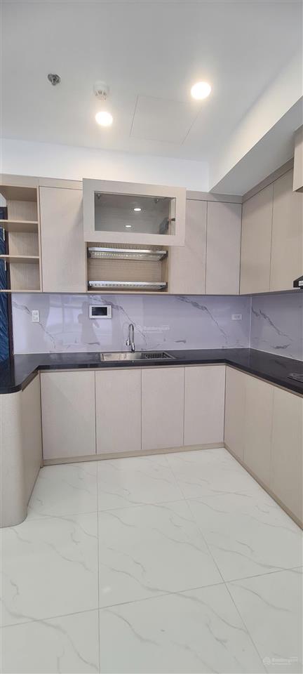 Cho thuê gấp căn 12tr/th 2pn 1wc 63m2 nội thất như hình, dọn vào ở liền block h
