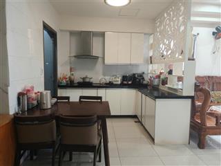 Bán căn góc 3pn 2wc 93m2 block k chỉ 6ty bao thuế phí.