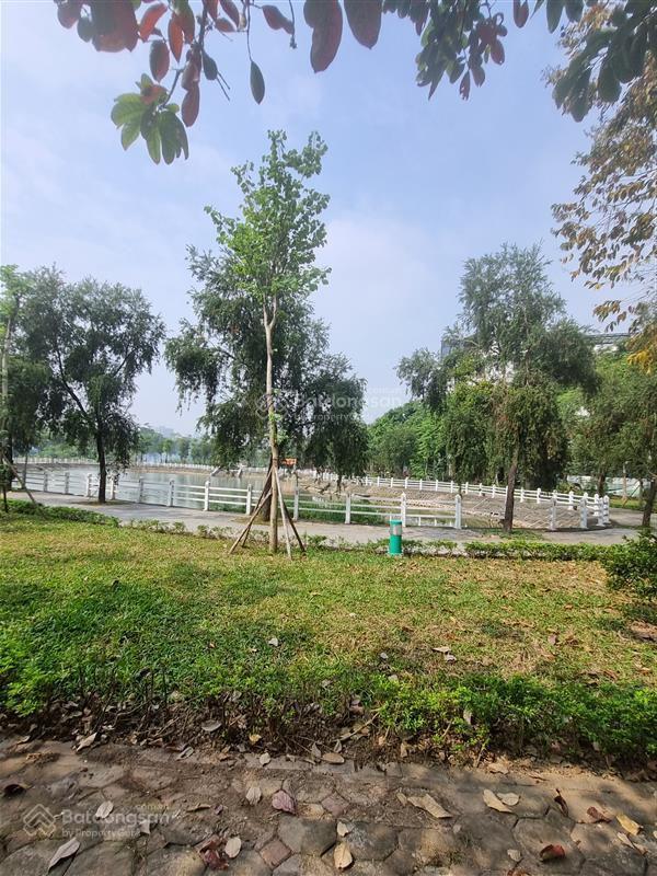 Quá rẻ, 9,x tỷ đất tđc thượng thanh 66m2, vỉa hè oto tránh, kinh doanh