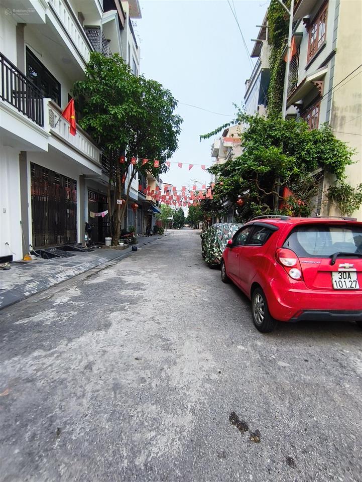 Bán gấp , chỉ 15 ,x tỷ vỉa hè ô tô tránh,100m2 đất tđc thượng thanhviệt hưng