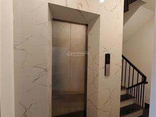 Giá quá tốt,nhỉnh 13 tỷ oto tránh, 70m2 6 tầng thang máy việt hưng