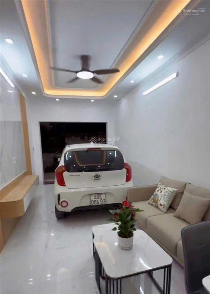 9,5 tỷ 6 tầng thang máy gara ôtô ngay thượng thanh việt hưng long biên