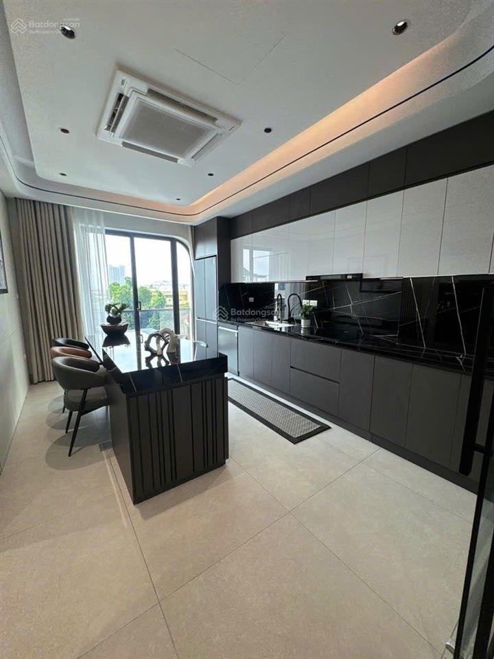 16 tỷ siêu phẩm ngọc thụy 50m2 7 tầng thang máy ô tô tránh