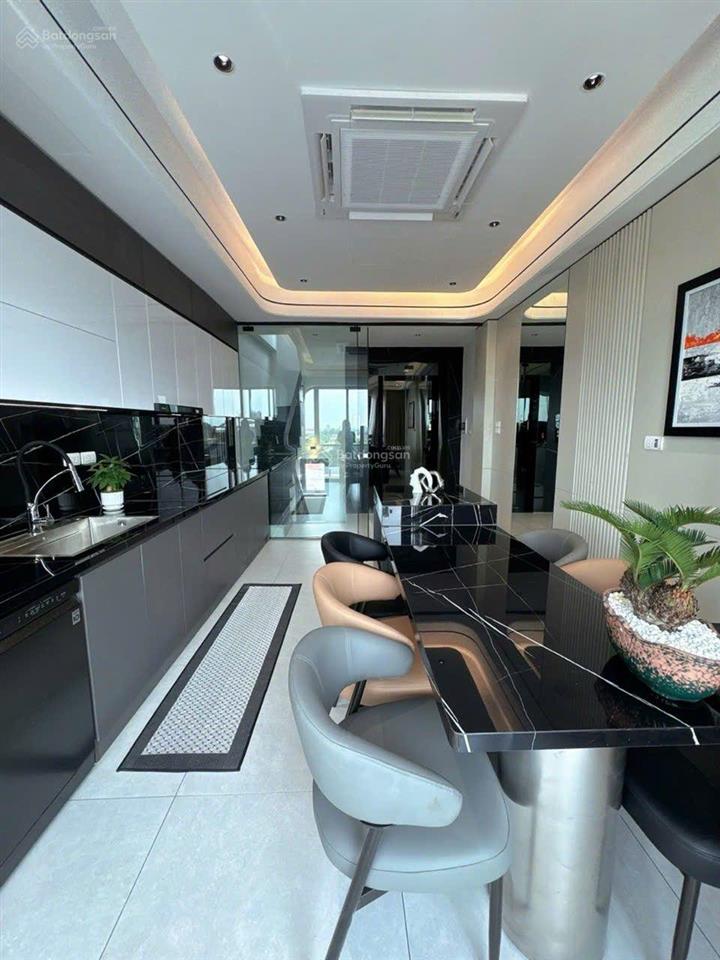 16 tỷ siêu phẩm ngọc thụy 50m2 7 tầng thang máy ô tô tránh
