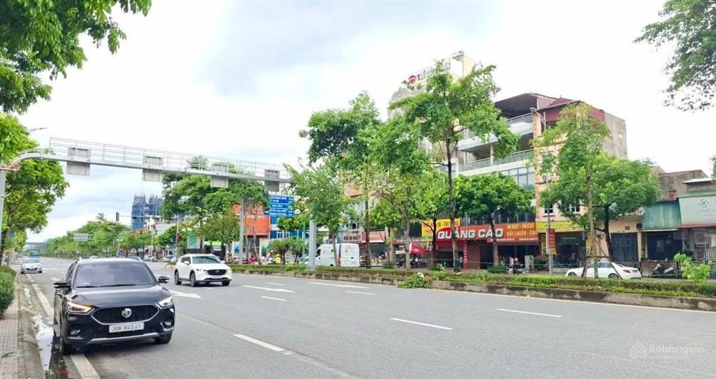 Nhỉnh 16 tỷ mặt phố ngô gia tự 50m2 , 5 tầng, vỉa hè, ô tô tránh, kinh doanh sầm uất