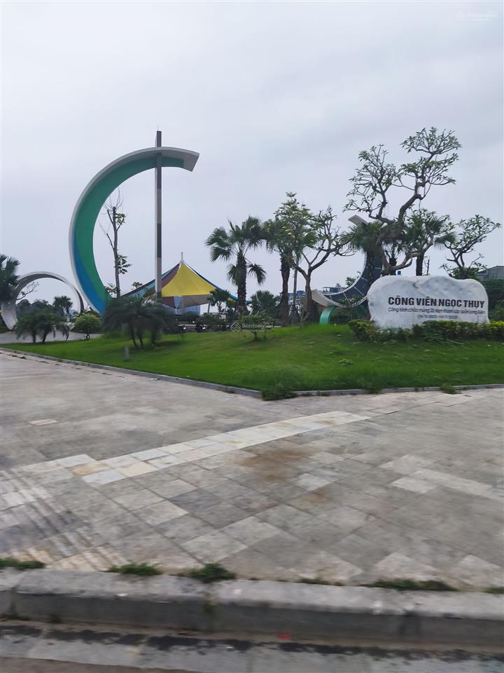 Hơn 20 tỷ biệt thự 125m2 3 tầng sân vườn phố ngọc thuỵ  bồ đề