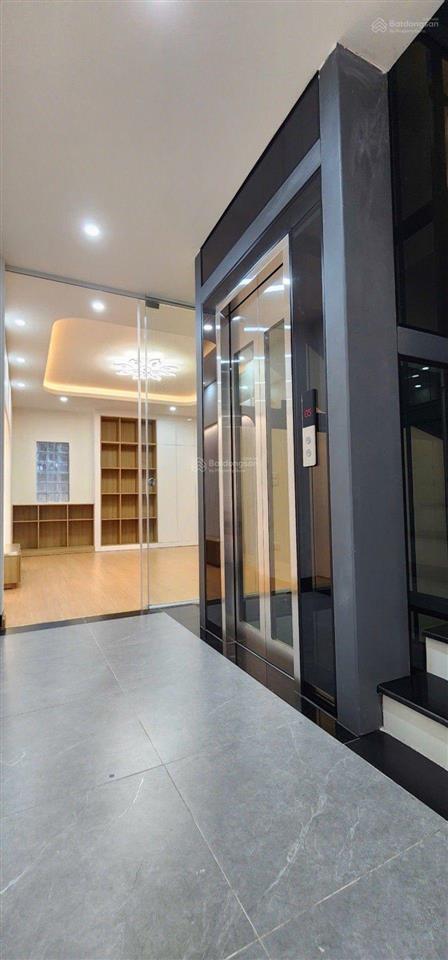 Giá quá tốt , nhà hồng tiến, ô tô tránh, kinh doanh 71 m2 5 tầng thang máy