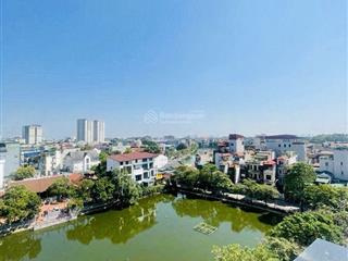 28 tỷ siêu phẩm bồ đề 105m2 , lô góc view hồ , 3 ô tô tránh , kinh doanh 7 tầng thang máy