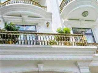 Siêu hiếm ,gần chợ ninh hiệp biệt thự 220m2 sân vườn  ô tô tránh kinh doanh  nội thất xịn