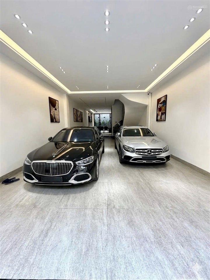 Việt hưng, chủ kính tặng nlmt 300 tr cho khách mua trong tháng 110m² 6 tầng tm, ô tô tránh, kd