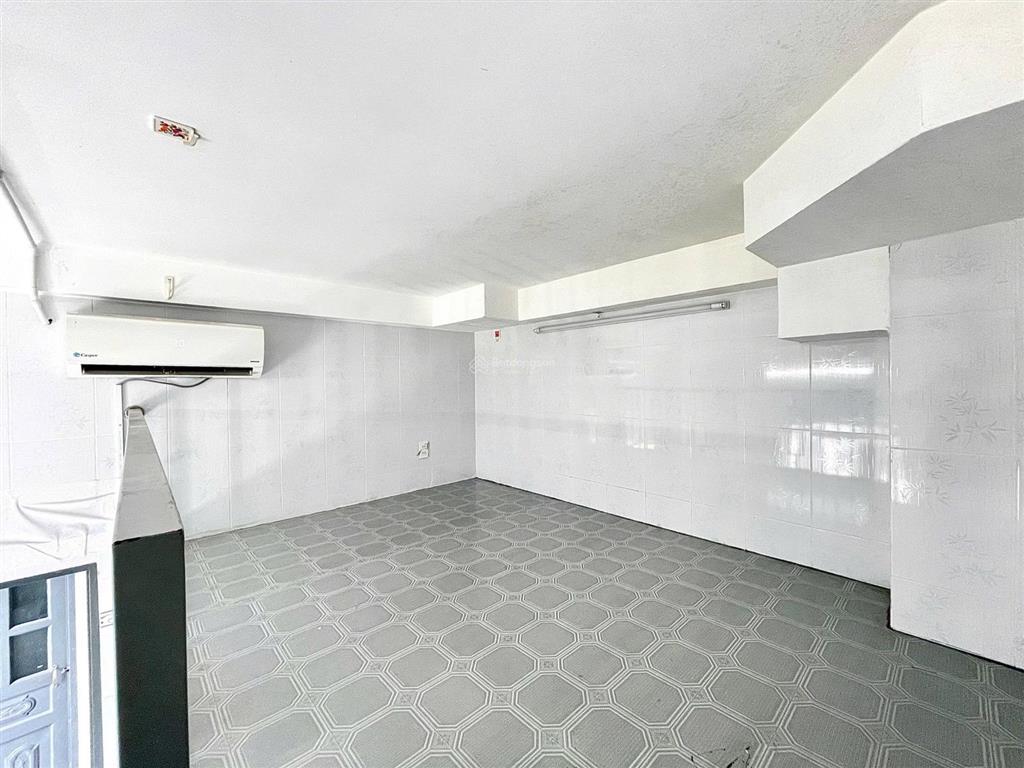 Trọ gác xá tốt  không giới hạn người ở  tiện ích xung quanh nhiều  trống sẵn xem ưng là ở
