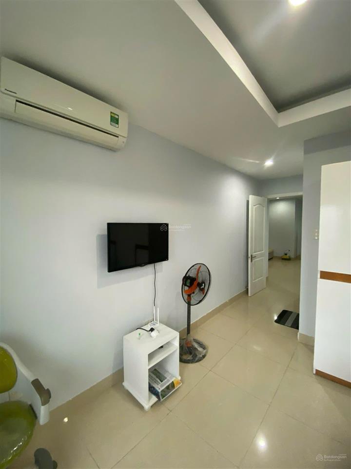 Chính chủ bán căn góc 2 phòng ngủ la paz tower 38 nguyễn chí thanh, đà nẵng