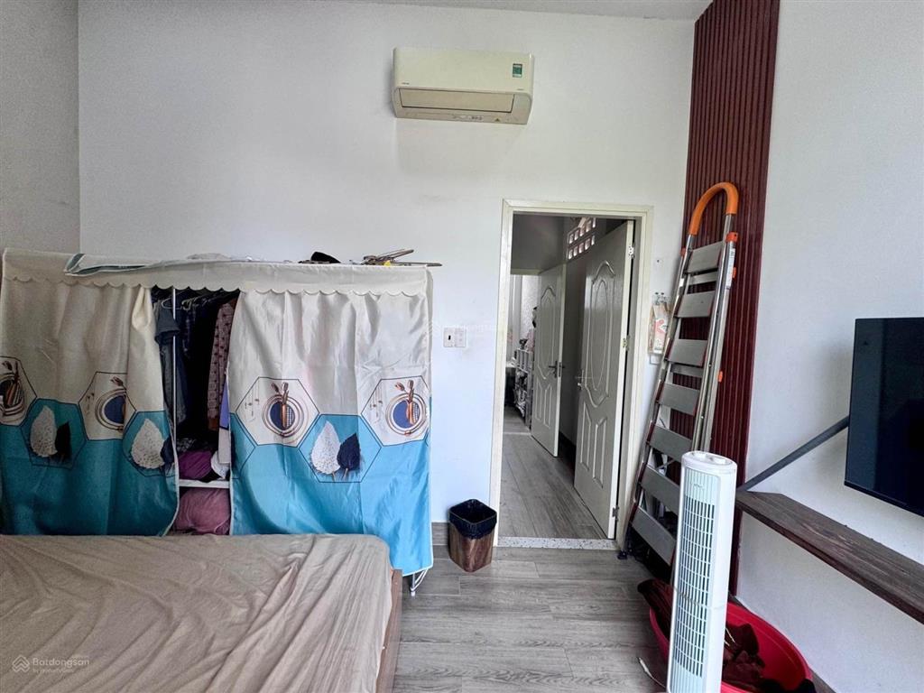 Đường 6m kết nối hà đặc  phan văn hùm  nguyễn ảnh thủ  ko lộ giới không qui hoạch  8*21 m2