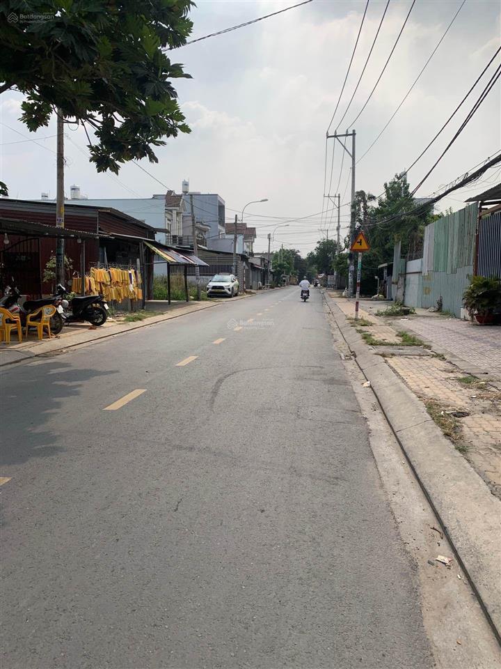 Mặt tiền tân xuân 2  gần quán cô chủ nhỏ  tô ký  200 m2