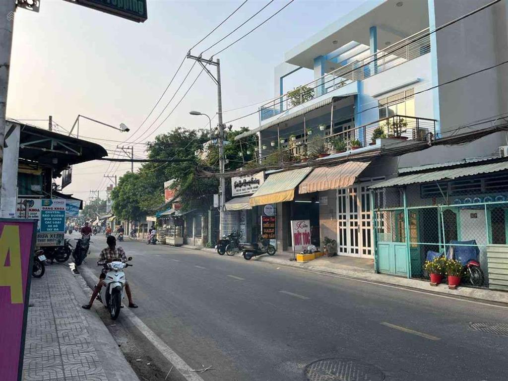 Mặt tiền kinh doanh trung mỹ tây  nhà thờ trung mỹ tây