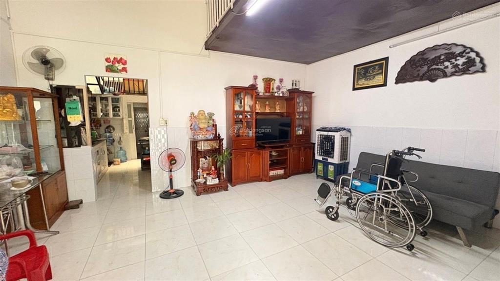 Bến xe an sương, trung mỹ tây 2a, mặt tiền ngang 5.5 m đường 7m  giá 4.6 tỷ