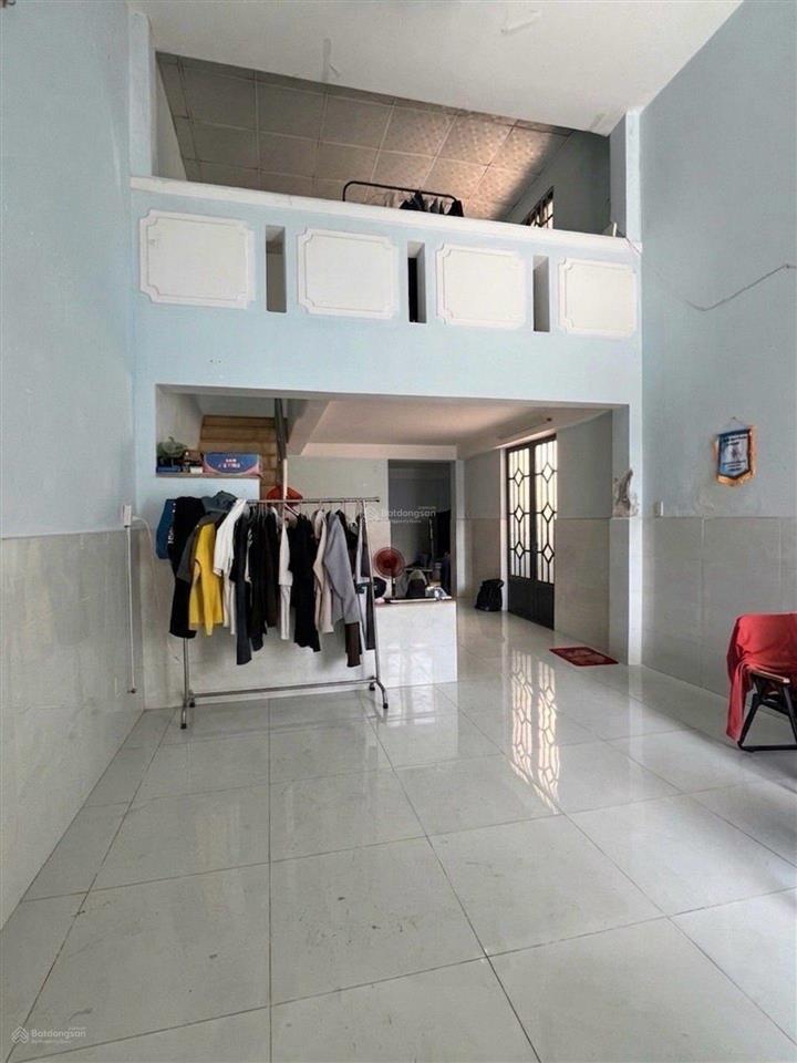 Mặt tiền 10m, có lề, 5*22m, giáp quận 12, tô ký, 4.85 tỷ