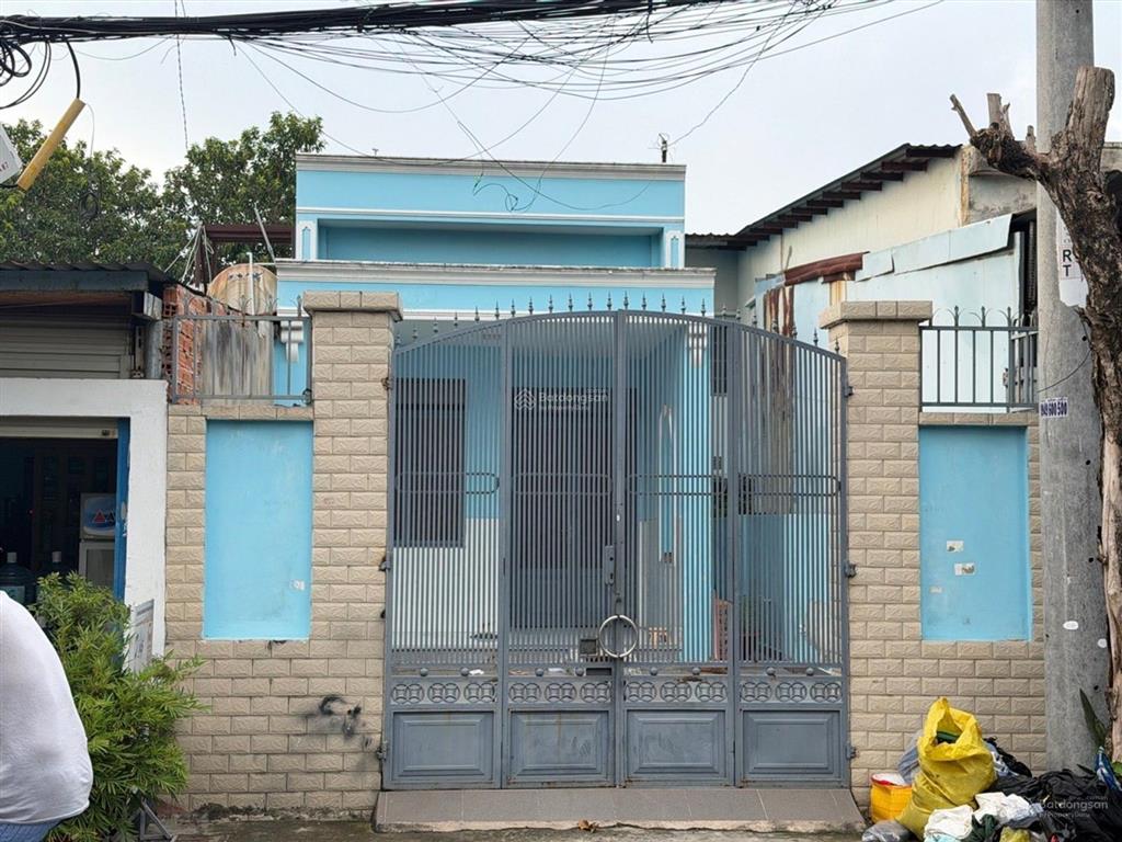 Mặt tiền 10m, có lề, 5*22m, giáp quận 12, tô ký, 4.85 tỷ