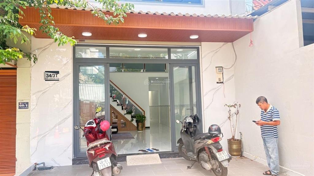 Mặt tiền tân xuân 2, đường 8m, nhà mới, 3pn, 100m2