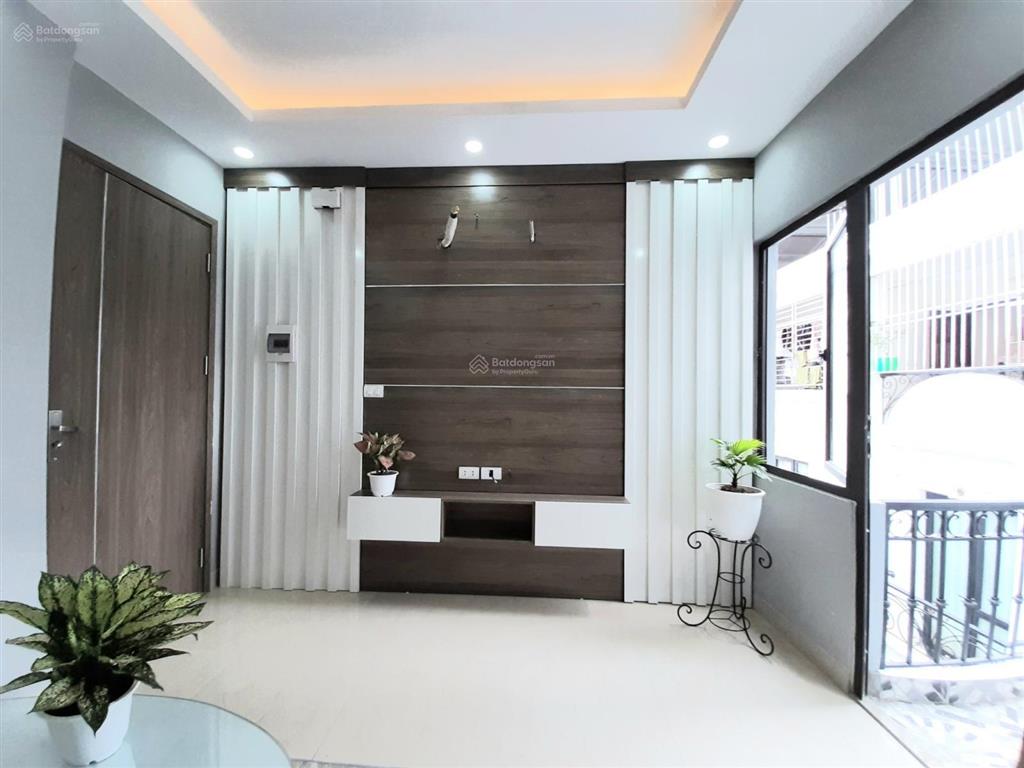 Cho thuê chung cư mini trần quý cáp  văn miếu, nhận nhà ở ngay, 50m2, full đồ, có sân rộng