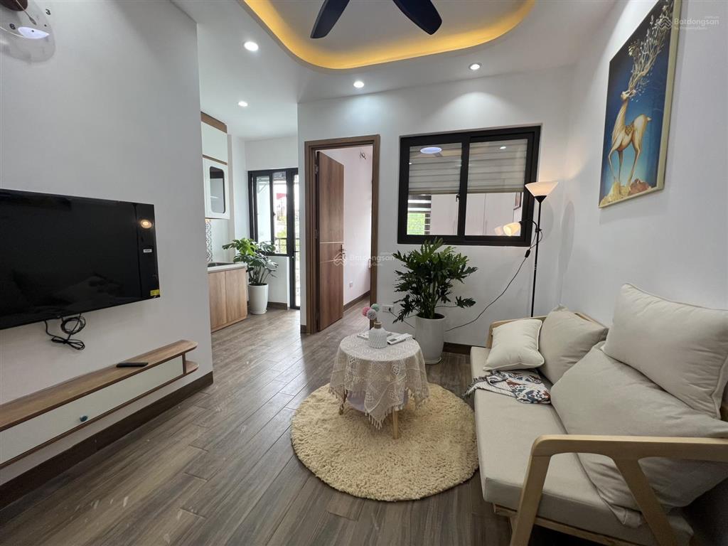 Cho thuê ccmn mễ trì ngay keangnam, phạm hùng. ở ngay, oto đỗ 20m, full đồ 50m2, 2pn, 1 khách