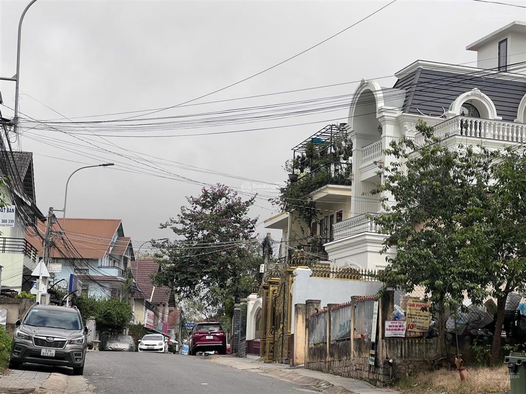 Bán nhà mặt tiền yersin, phường 10, đà lạt  4,5 x 25m  45.5 tỷ