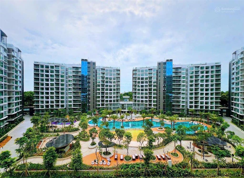 Celadon city bán căn hộ diamond centery 2pn, tầng 9, căn góc, view đông nam giá tốt