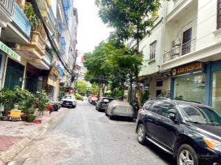 Bán nhà nguyên hồng  đống đa, phân lô cán bộ, ô chờ thang máy chỉ nhỉnh 14 tỷ