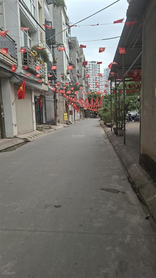 11,7 tỷ  hoàng văn thái, phân lô ô tô tránh, view hồ vĩnh viễn, ngõ thông, cách vđ 2.5 chỉ 30m